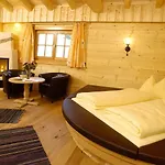 Vitaloase Zu Den Drei Bruedern 4*