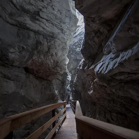 Hotel Vitaloase Zu Den Drei Bruedern 4*