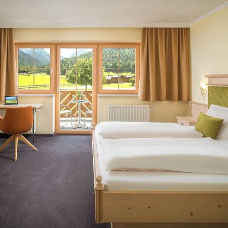Vitaloase Zu Den Drei Bruedern Hotel Unken