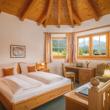 Vitaloase Zu Den Drei Brüdern Hotel Unken
