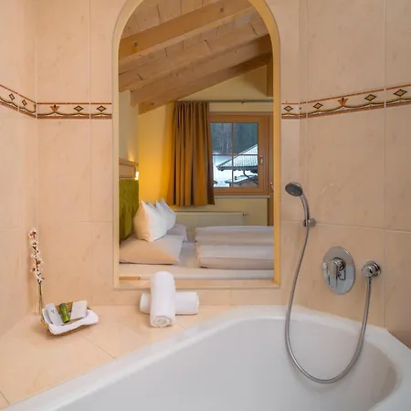 Vitaloase Zu Den Drei Brüdern Hotel