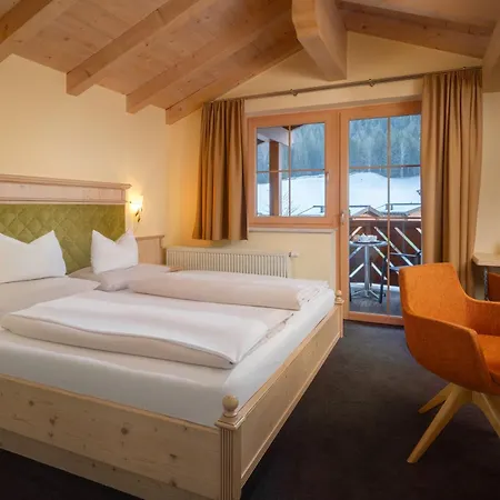 Hotel Vitaloase Zu Den Drei Bruedern 4*