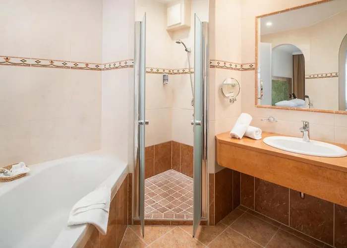 Vitaloase Zu Den Drei Brudern 4* Unken